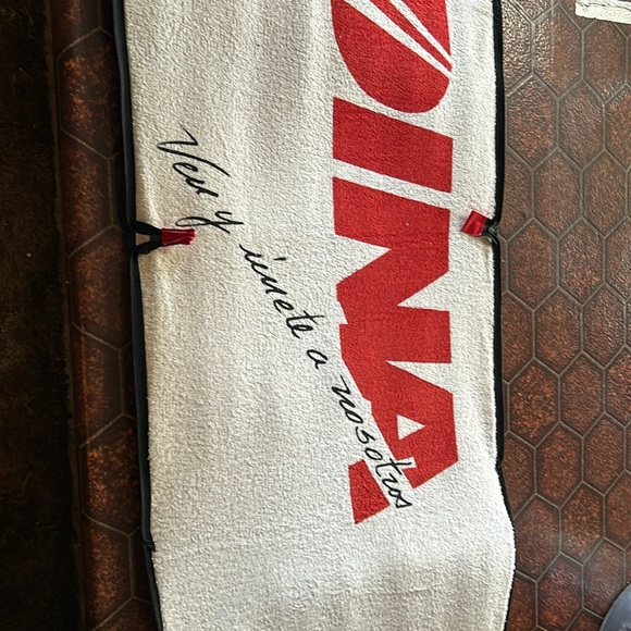 Tri Fold Exercise Mat Lightweight and Portable with Nylon Straps and 1”Padding - Picture 1 of 5